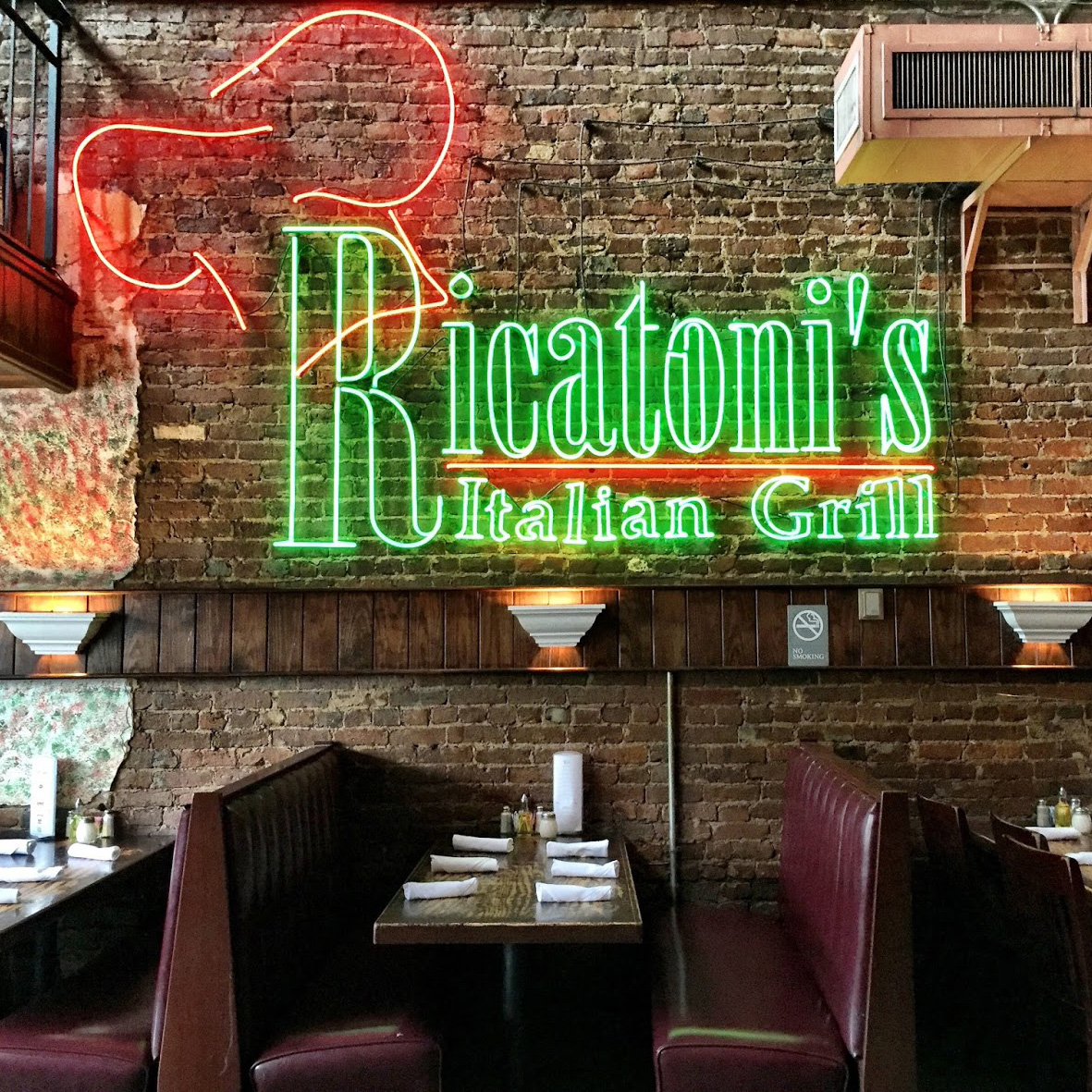 Ricatoni's